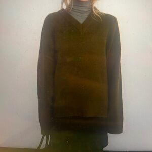 OAK + FORK / NWT/ Deep Green sweater / Size M